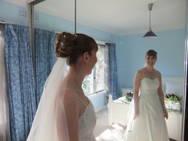 The bride in stereo