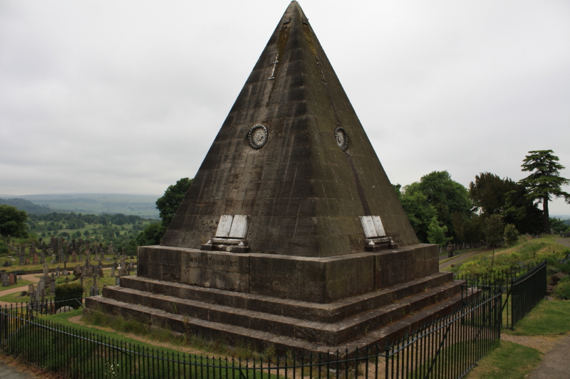 Star Pyramid
http://www.oldtowncemetery.co.uk/history/pyramid.html