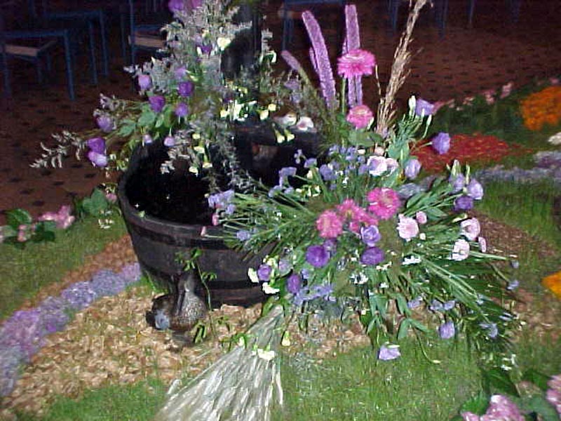 Christchurch Cathedral Floral Pagent - 1999