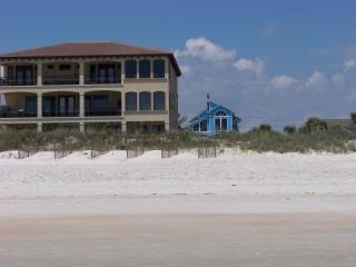 This is the beach house we stayed in...the blue one that is!