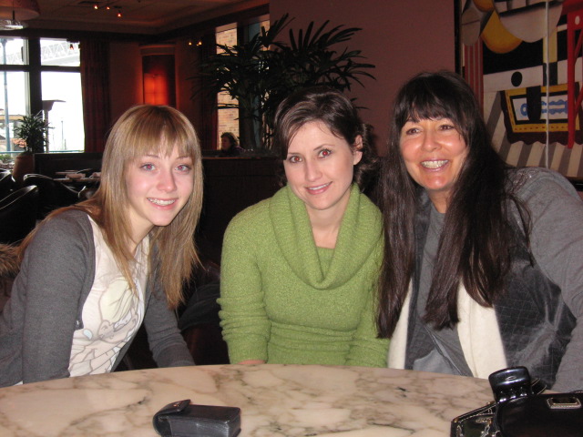 Nieces Haley and Tiffani with Auntie Vici at the Palomino restaurant for brunch.