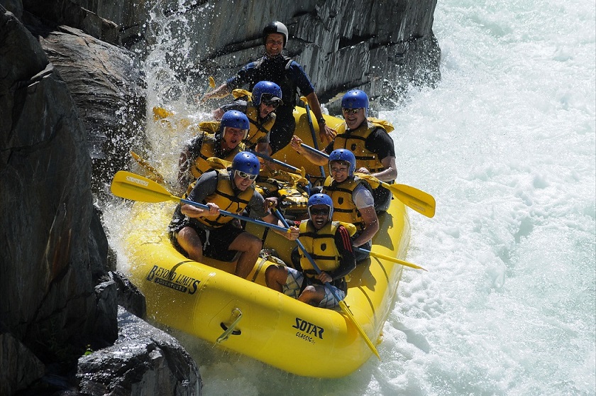 Our last day was spent white water rafting down the Middle American River with a couple from Sacramento who we met on a UK trip back in 2008.