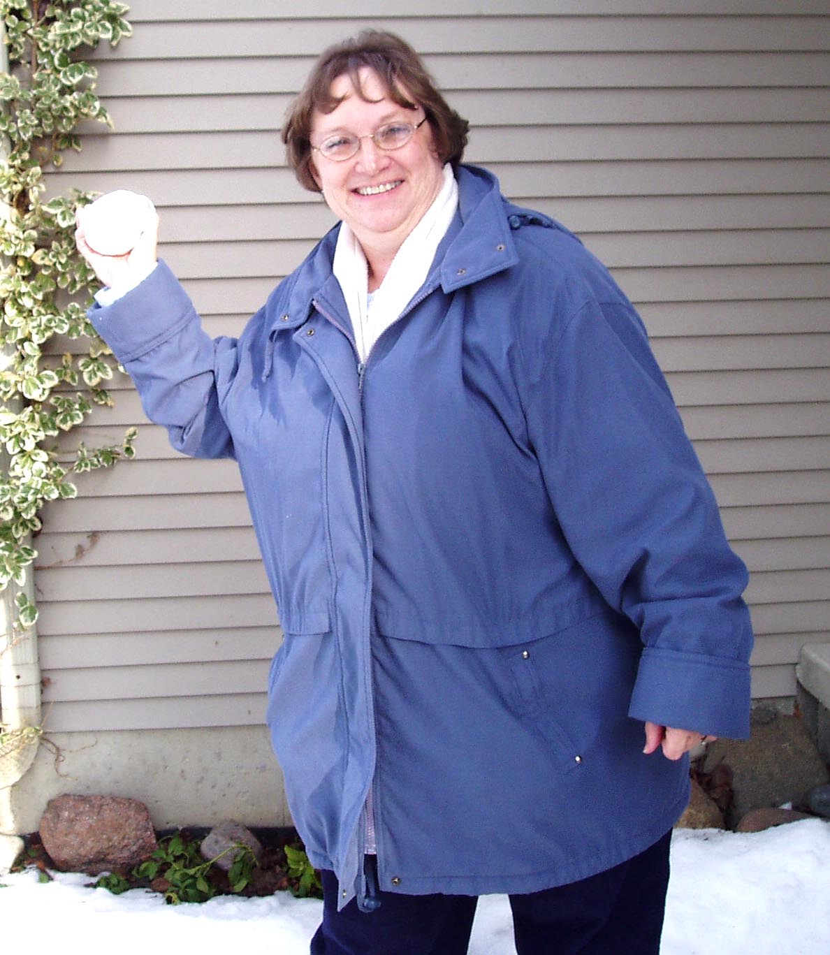 Debby, March 11, 2008
A snowball for Mamacita!