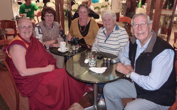 Dino, Anne, Kate(sydney), June and Ian. Ian said he was very happy to entertain all the ladies.