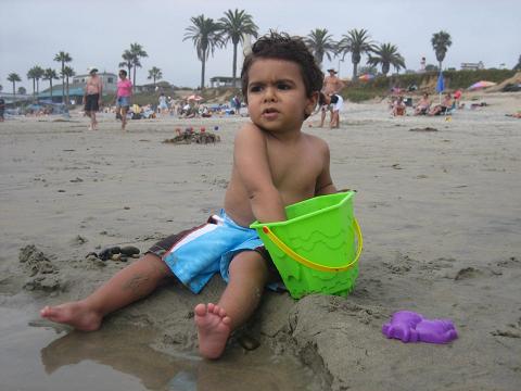 Kevin enjoy playing on the beach of Del Mar -San Diego./CA.