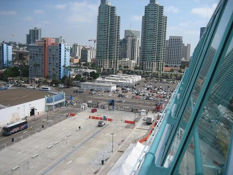 We arrived to San Diego Port.Welcome to San Diego our First stop oh our Cruise.