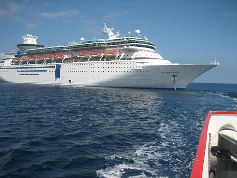 Our cruise is Porting in Catalina deep water.