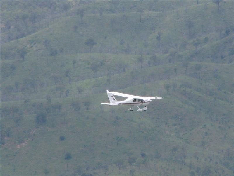 Picture of Jabiru 5228, taken from Jabiru 5215, at 4500ft